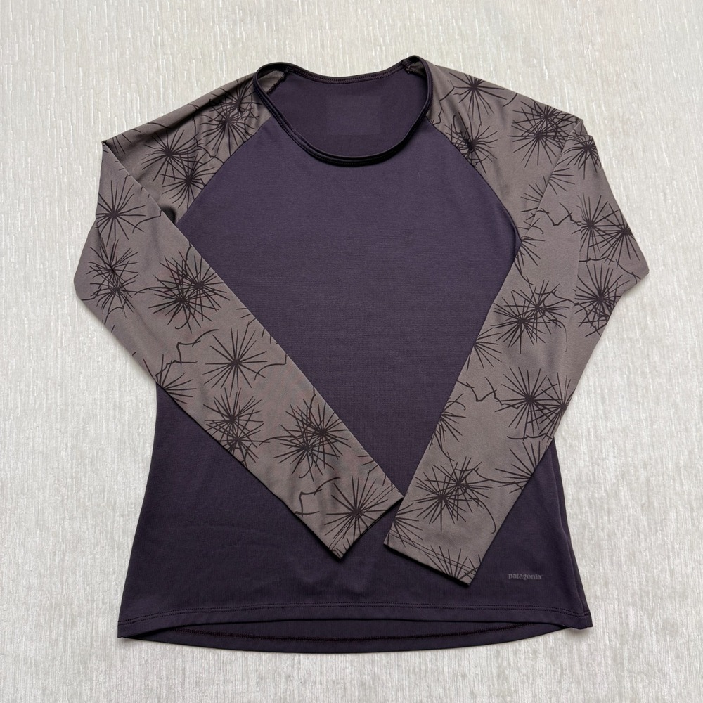 Patagonia Capilene Shirt Womens XS Purple Geo Print Layering Warm Winter Ski